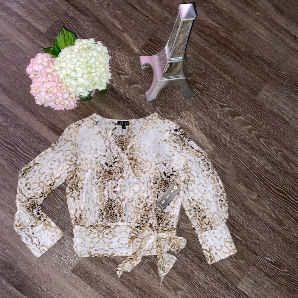 Women’s Blouse